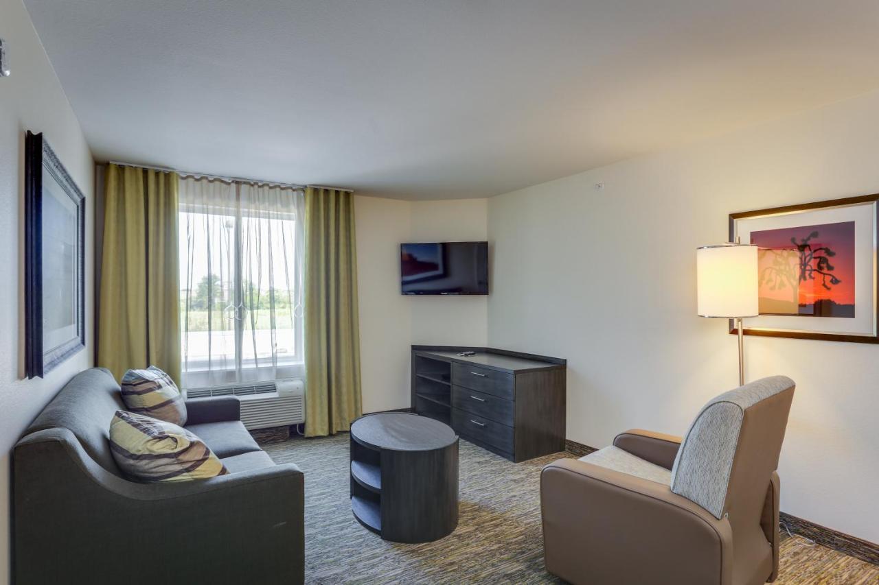 Candlewood Suites College Station By Ihg Bryan Bagian luar foto